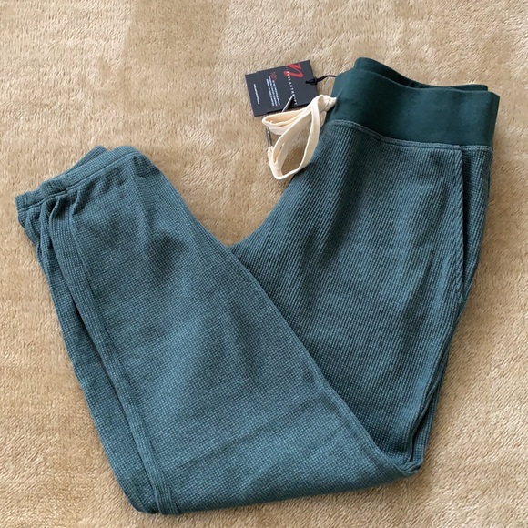 N:philanthropy Vienna & Remy Sweat Set - Picture 5 of 6